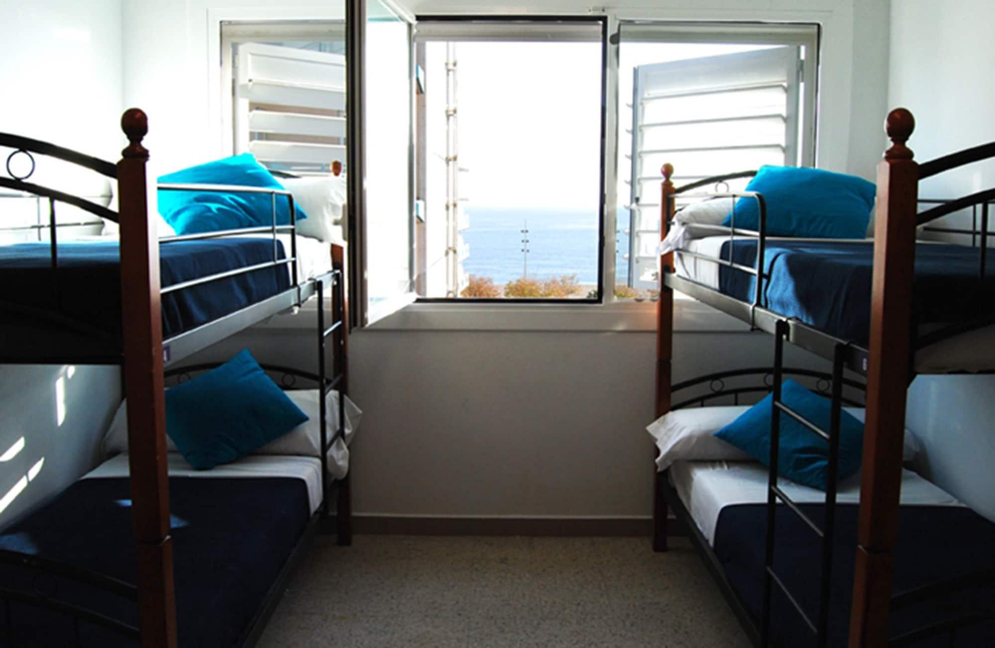 Estrella De Mar Youth Hostel Calella Extérieur photo
